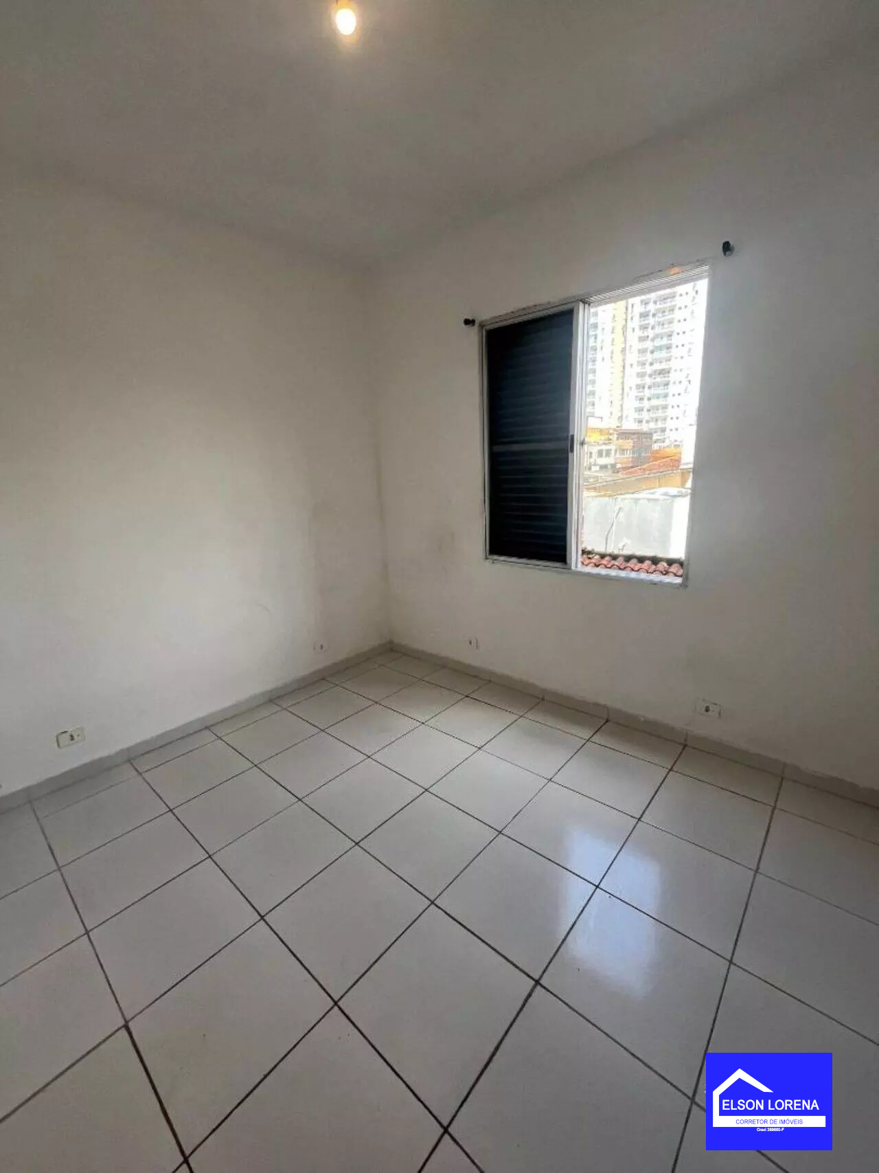 Aluga-se Kitnet na Ocian 1.110 Reais