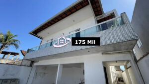 Casa assobradada no Jardim Melvi 175 Mil