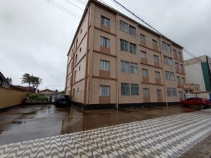 Apartamento mobiliado de 1 dormitório no Solemar 220 Mil